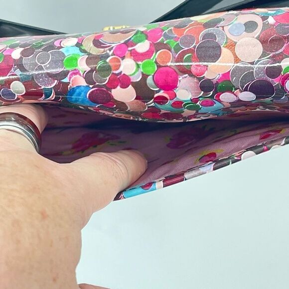 Betsey Johnson Womens Clutch Sling Bag Multicolor Gold Chain Bowknot Adjustable - Picture 3 of 15